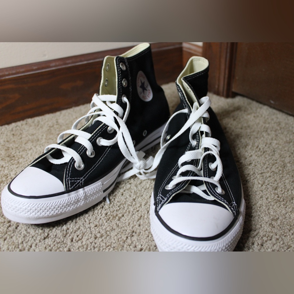 Converse Chuck Taylor All Star Hi Sneaker - Black Size 10